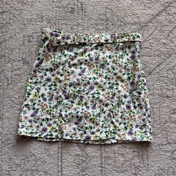 Maurices Dresses & Skirts - LOFT Size 6 Floral Skirt